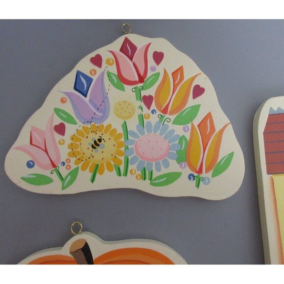 Lillian Vernon 6" Interchangeable 7 Piece Lot Wooden Holiday Door Ornaments 2000 - Picture 7 of 11